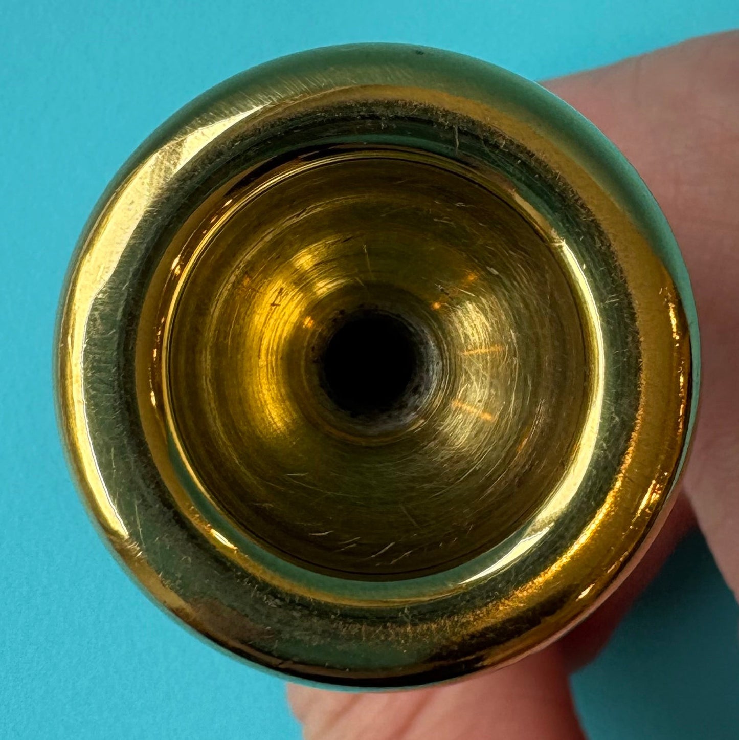 Vincent Bach Corp. 2 3/4C Trumpet Mouthpiece - Gold Cup & Rim, Open Throat